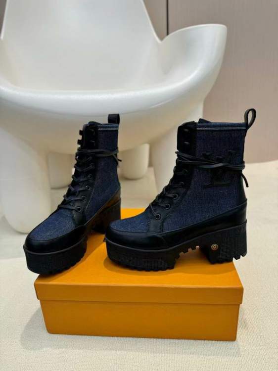 Picture of Louis Vuitton Shoes _SKULVsz35-40WN010412413